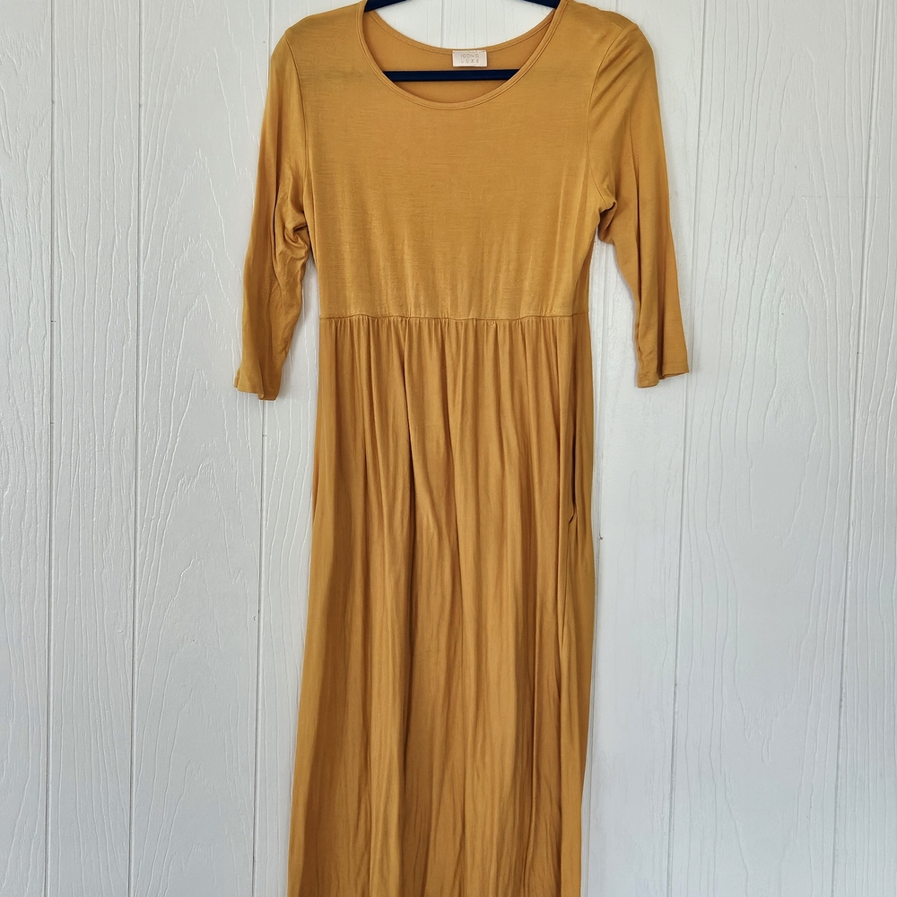 Long Sleeve Golden Dress